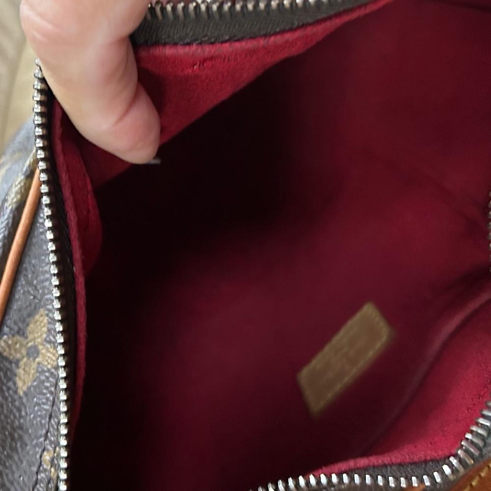 ❤️ RARE Louis Vuitton CROISSANT bag❤️ 💼 - Picture 5 of 15